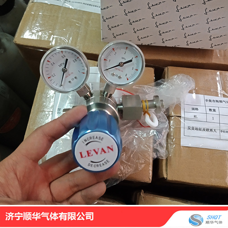 高純氮?dú)怆p表頭減壓器閥 高純硫化氫不銹鋼雙表頭減壓器閥 支持選購