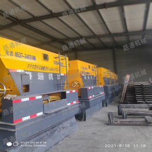 廠家供應白灰水泥粉料撒灰機 四輪車帶動布灰機 12方環(huán)保撒灰車